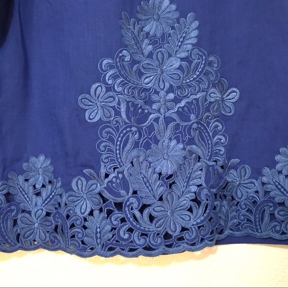 J. crew blue linen top with floral embroidery Sz2* - Picture 2 of 5